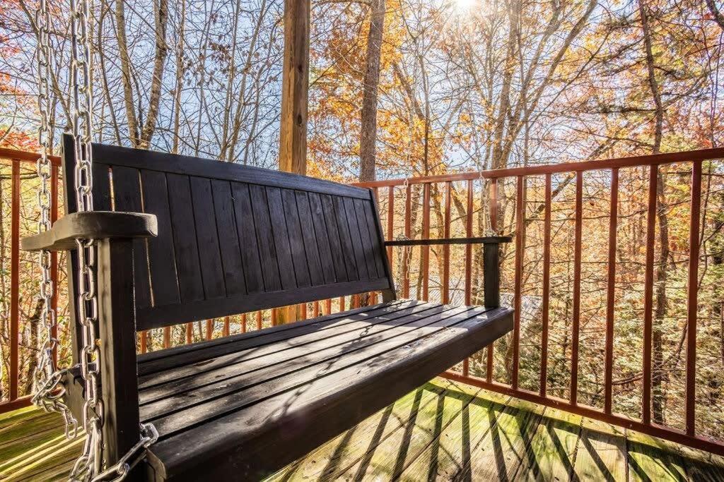 Sasquatch Lodge E Sleeps 13 Gatlinburg Kültér fotó